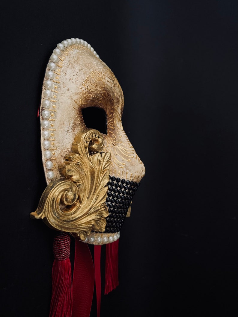 Made to order. Moretta mask with silk tassels. Carnival mask. Masquerade mask image 4