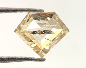 0.93 Ct 6.48 X 7.73 MM Natural Loose Diamond Fancy Yellow Color Diamond Shield Shape Diamond For engagement Ring Wedding Shield Ring A379
