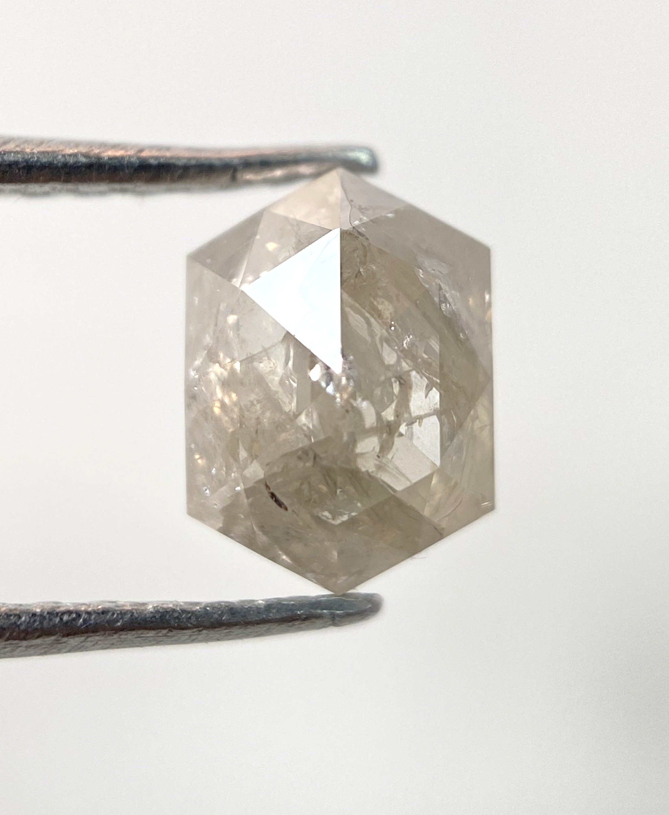 Lot De Perles Diamant Brut Gris Naturel Percé – 4 Carats, 2-3 Mm, Inde