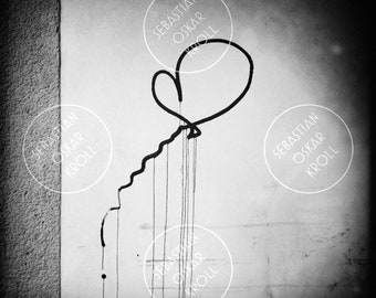 HEART BALLOON | Berlin | Photography | square | 10x10cm 12x12cm 20x20cm 30x30cm 50x50cm