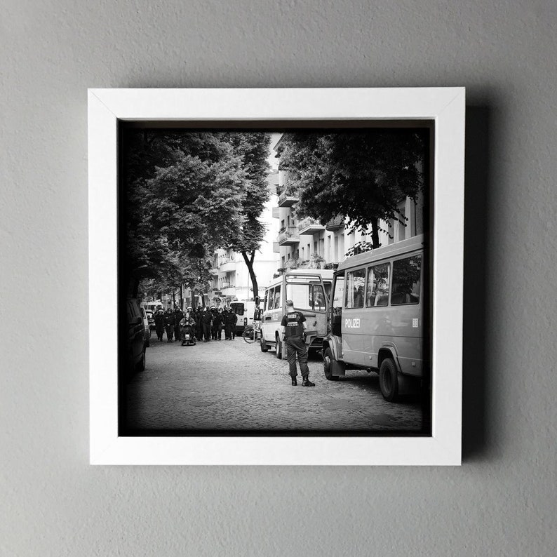 COMPANION PROTECTION Berlin Photography square 10x10cm 12x12cm 20x20cm 30x30cm 50x50cm image 2