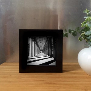 COLONNADE Berlin Photography square 10x10cm 12x12cm 20x20cm 30x30cm 50x50cm 10x10 Rahmen schwarz