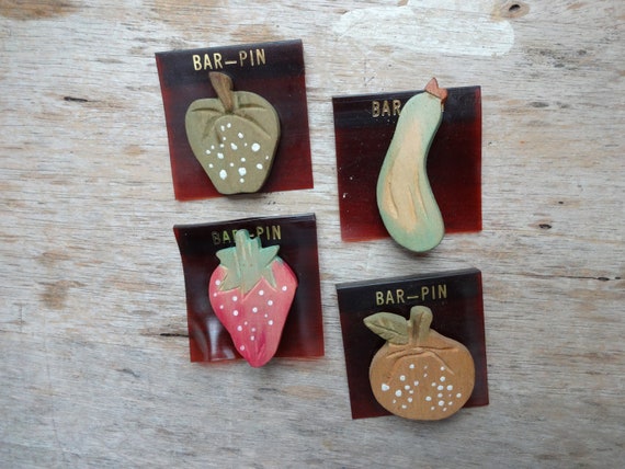 apple and strawberry stick pins Pear