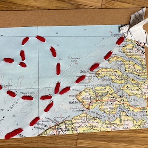 Pigeon 3D vole chemin rouge en forme de coeur sur la carte carte de voeux de fonds de voyage de l'argent de l'atlas carte-cadeau pour le voyage, bon de voyage