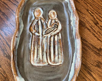Vintage Etta B Pottery dish depicting family nativity Joseph Mary baby Jesus *Free Shipping*