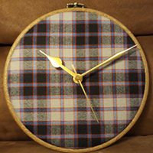 Modern Hunting MacPherson Clan Tartan Wall Clock