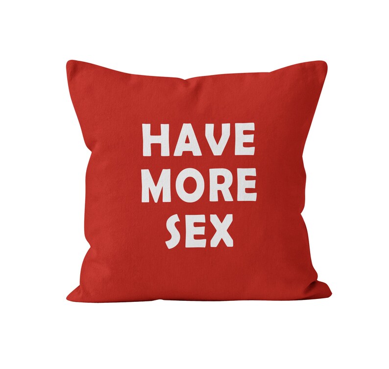How to have sex with a pillow