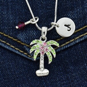 Swarovski Palm Tree Green Custom Pendant Pink Coconut Collar personalizado Carta inicial estampada a mano y Birthstone Charm Chain Gift