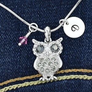 Swarovski Crystal Owl Colgante Negro Collar Personalizado Sparkling Custom Collar Estampado a mano Carta inicial Amuleto Piedra de nacimiento Cadena de joyería
