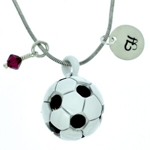 Swarovski Crystal Soccer Ball White Black Collar personalizado Colgante personalizado Mano estampada Carta inicial y piedra de nacimiento Charms Chain