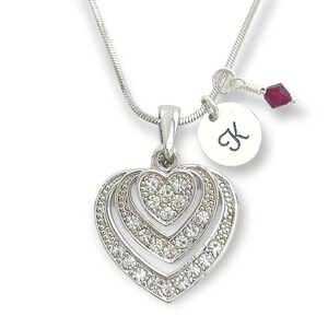 Cadena colgante de corazón Swarovski Collar personalizado de corazones de cristal estampado a mano Carta inicial y cadena de amuleto de piedra de nacimiento personalizada