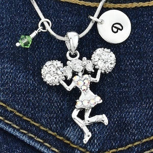 Swarovski Crystal Collar de animadora personalizado Colgante deportivo Estampado a mano Carta inicial y cadena de amuleto de piedra de nacimiento Joyería de regalo personalizada