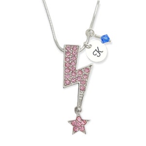 Lightning Thunderbolt Star Pink Swarovski Crystal Collar colgante personalizado Carta inicial estampada a mano y cadena de piedra de nacimiento personalizada