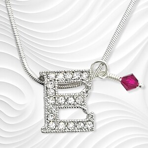 E Letter Charm, Colgante de carta personalizado, Swarovski Crystal Birthstone Charm Alphabet Collar para hombres Mujeres Boy Girl Gift