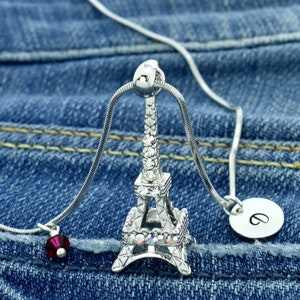 Swarovski Crystal Eiffel Tower Personalized Clear AB Color Colgante Collar personalizado Piedra de nacimiento y estampado a mano Carta inicial Charm Chain Gift
