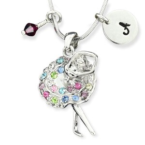 Swarovski Crystal Custom Ballerina Collar personalizado Colgante multicolor Carta inicial estampada a mano y piedra de nacimiento Charm Chain Gift