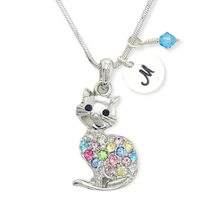 Gato Multi Color Collar Personalizado Kitty Swarovski Crystal Colgante Personalizado Cadena Estampada a Mano Carta Inicial y Piedra de Nacimiento Charms Custom