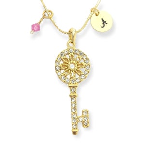 Colgante clave chapado en oro collar personalizado brillante personalizado amuletos de piedra de nacimiento y estampado a mano inicial de la cadena de cartas regalo