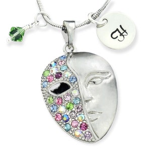 Swarovski Crystal Mask Collar personalizado Multi Color Colgante Mano estampada Carta inicial y piedra de nacimiento Charm Chain Custom Jewelry Gift