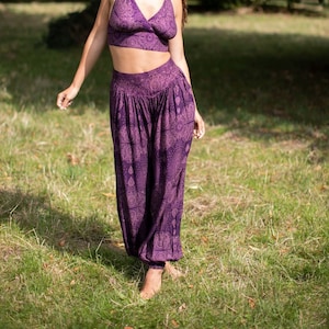 Purple Harem Pants Yoga Trousers Pants Hippie Trousers Paisley Print Genie Pants