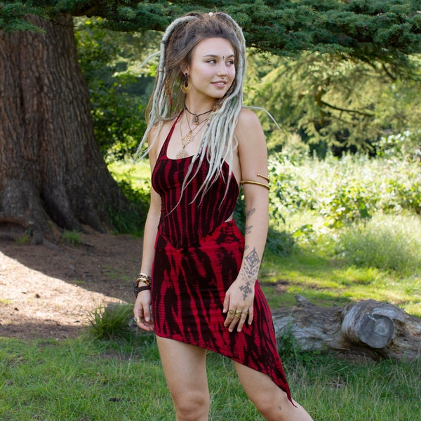 Red Pixie Asymmetric Tie Dye Hippie Skirt, Psy Trance Festival Mini Skirt