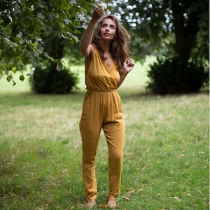 Gelber Boho Hippie Jumpsuit aus Baumwolle mit hoher Taille