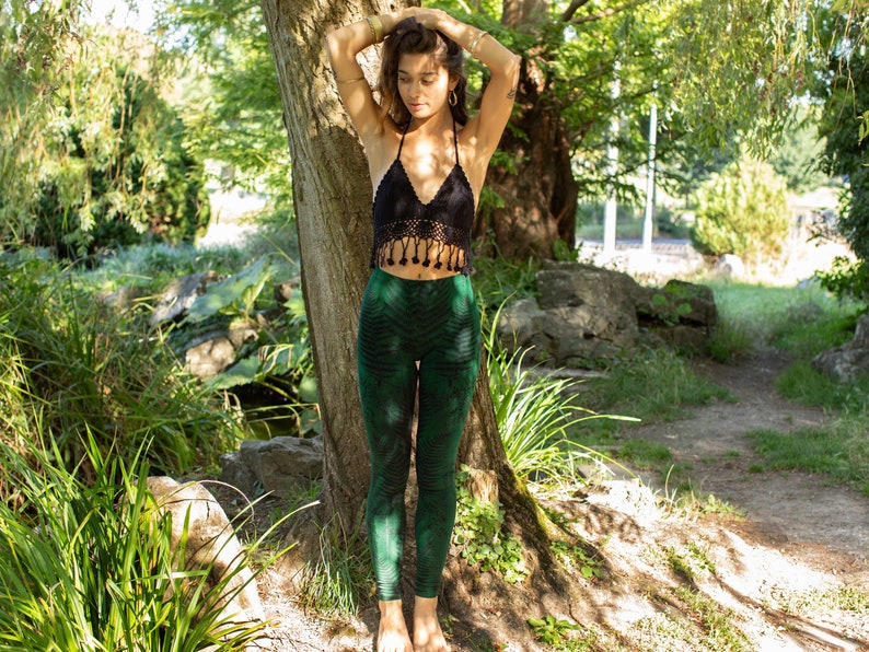 Green Forest Fern Tie Dye Hippie Yoga Psychedelic Festival Leggings image 4