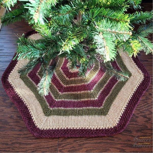 Christmas Tree Skirt | Tunisian Crochet | Easy Pattern | PDF | Instant Download | Christmas Decor | Worsted Weight Pattern | Tree Scarf