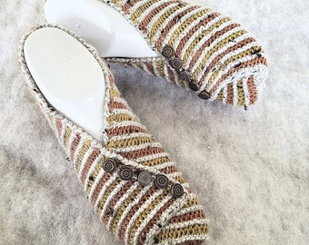 Tunisian Crochet Slippers from a Rectangle | Beginner-Friendly Pattern | PDF | Instant Download | US Sizes 0-12.5 (Children & Adults)