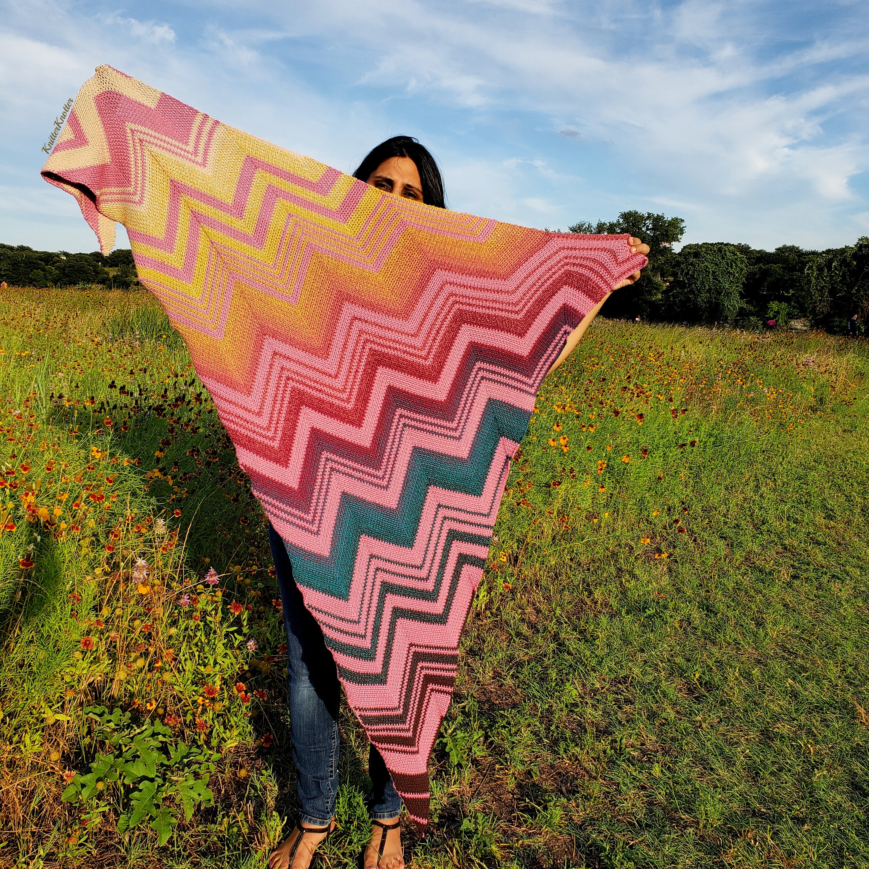 Disha Shawl | Triangle Scarf Crochet Pattern | Moss Stitch | Chevron ...