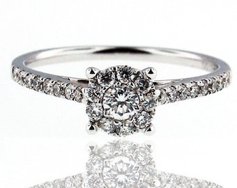18kt Diamond Cluster Ring
