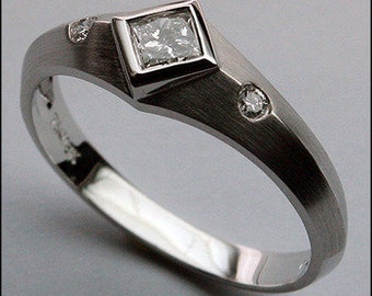Princess Cut .26ct Diamond Ring, 18kt White