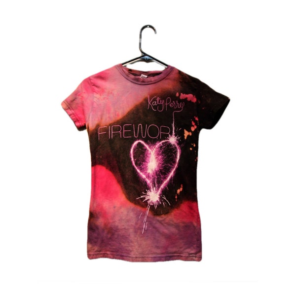 Katy Perry Band T Shirt, Katy Perry Fireworks, Hand Distressed, Tie Dyed Clothing, Band Tee, Alternative Style, Pop Princess, Grunge Style