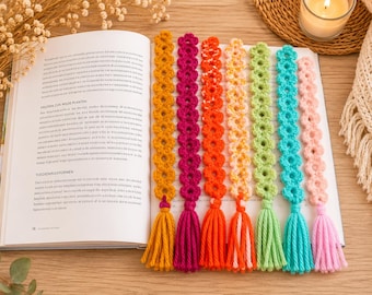 Crochet boho bookmark, crochet bookmark, boho bookmark. Handmade birthday gift teacher. Cheerful reading accessories colourful cute bookmark