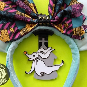 Ghost Dog Wall Hook, Mouse Ear Display