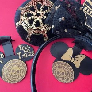 Main Attraction Pirates Ride Ear Display, MMA, Wall Hook