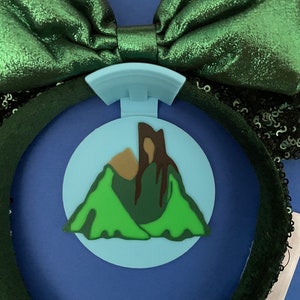 Lava Hook, Minnie Ears Wall Display