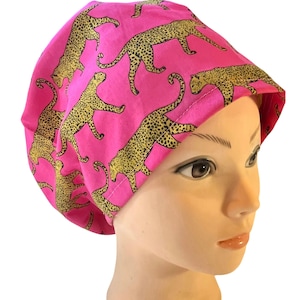 Pink Cheetah Scrub Cap: Funny scrub hat. Satin lined option. Euro with toggle, pony with ties or men’s styles zdjęcie 2