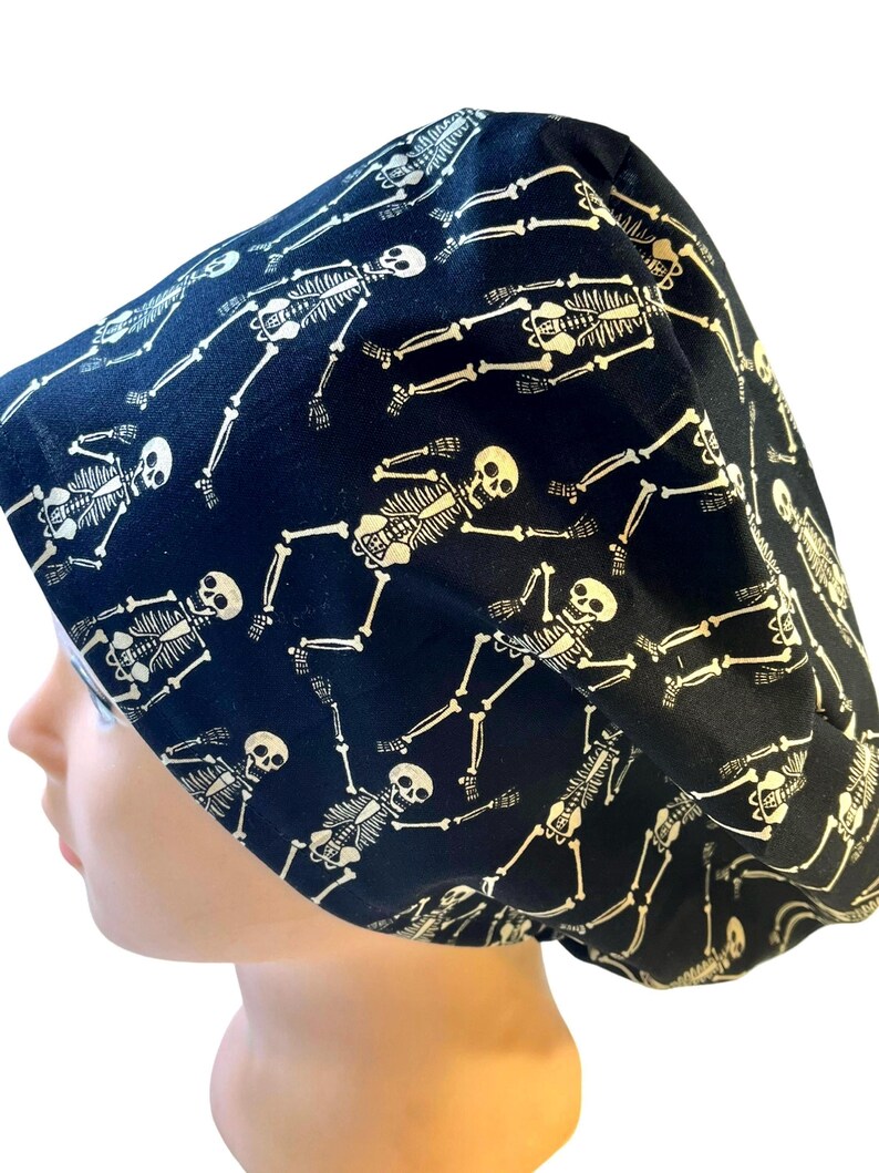 Halloween. Gorro quirúrgico con esqueletos bailarines: Opción con forro de satén. imagen 11