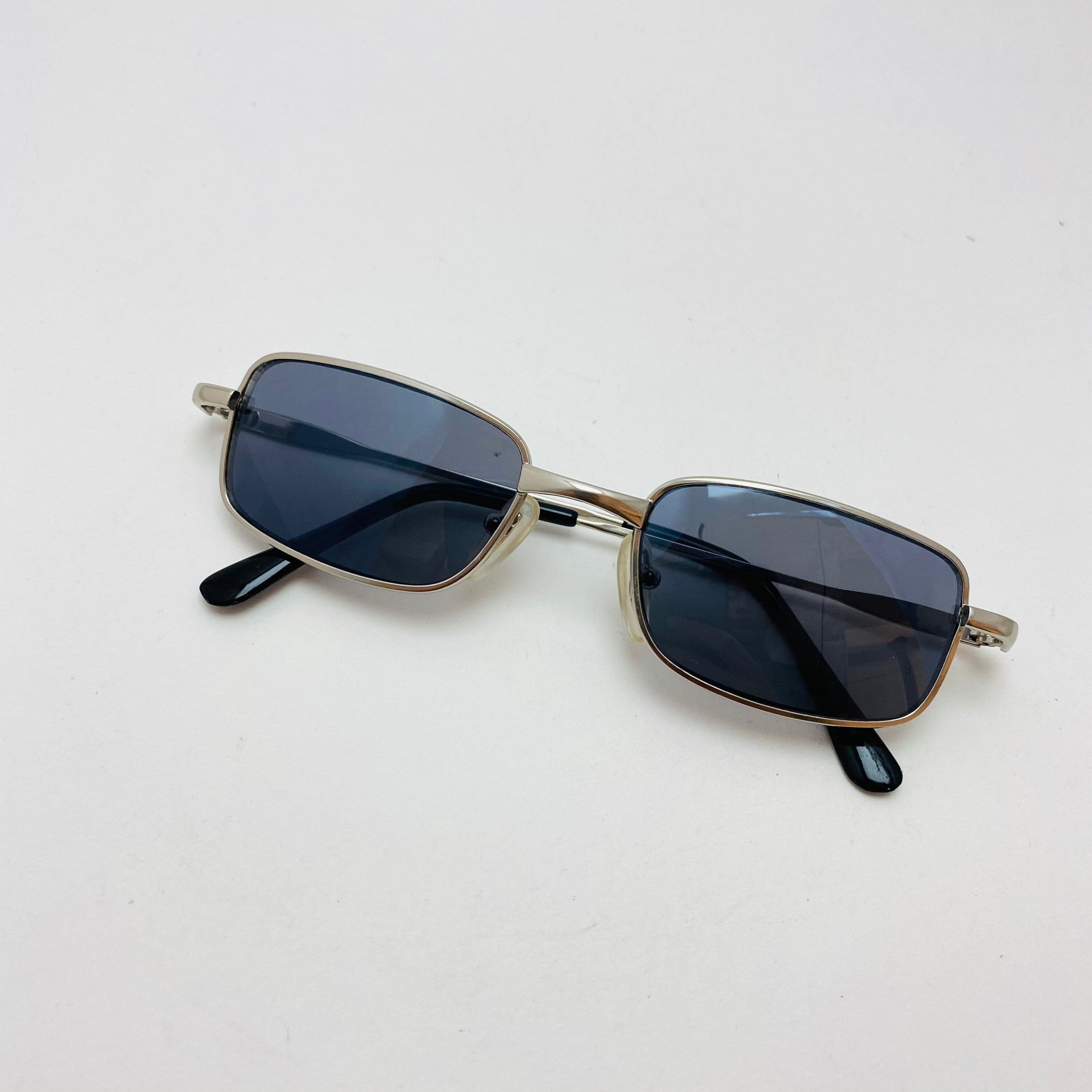 True Vintage 90s Wire Rectangle Silver Frame Sunglasses Etsy