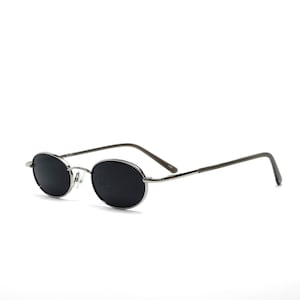 True Vintage 90s SMALL SIZED Silver Oval Deadstock Wire Frame Sunglasses