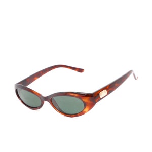 Oval Authentic 1990s Vintage Deadstock Tortoise Frame Sunglasses
