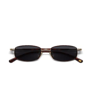 Occhiali da sole vintage di alta qualità degli anni &#39;90 con montatura rettangolare in filo dorato, in stock