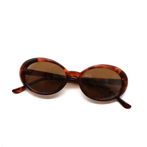 Authentic Vintage 1990s Tortoise Oval Brown Sunglasses