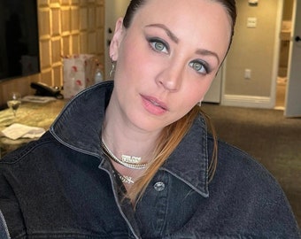 personalized pave outline necklace. As seen on Kaley Cuoco and Jamie Makeup. Personalized bubble necklace. Custom bubble name necklace.