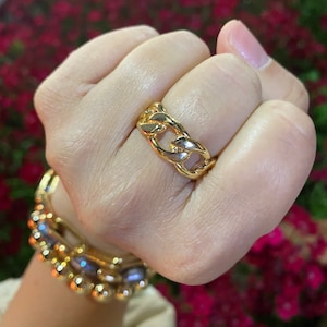 18K gold filled chain ring-thick size and thin size. Cuban chain link ring. Figaro chain link ring.