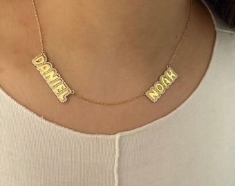 Bubble nameplate mommy necklace. Mom necklace. Mother’s necklace. Names necklace. Mommy bubble necklace.
