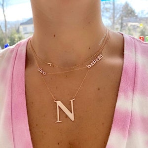 Collar con inicial/letra gigante en plata de ley chapada en oro de 14 quilates/collar con inicial grande personalizado