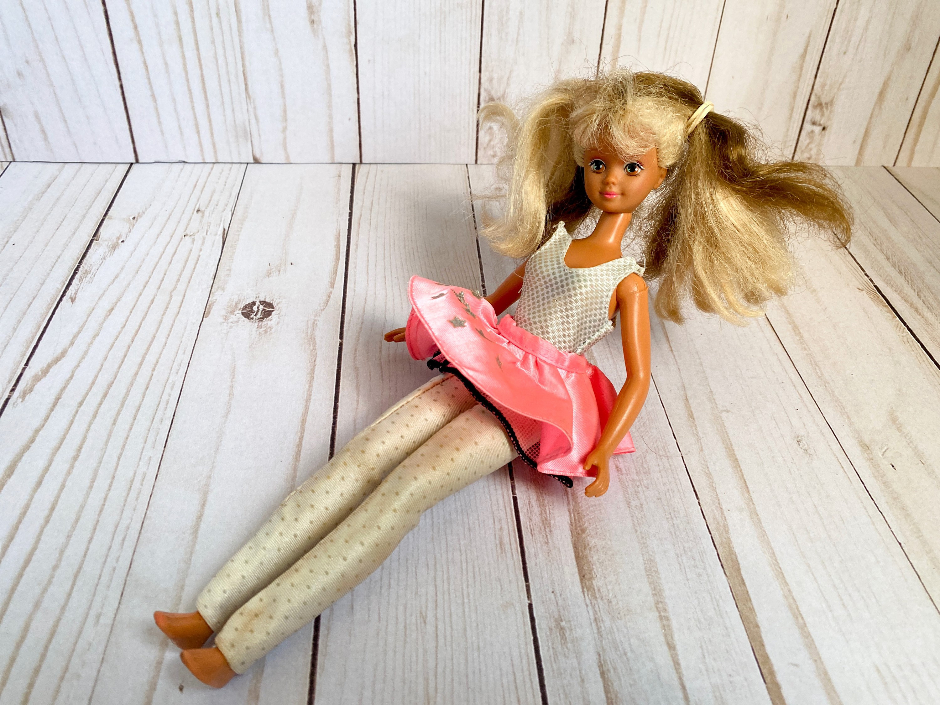 57%以上節約 バービー人形1987 ティンカーベルBarbie CollectorDolls