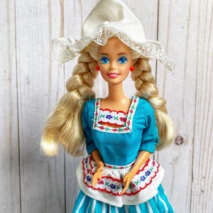 Vintage 1995 Dutch Dolls of the World Barbie Doll with Stand Special Edition Barbie